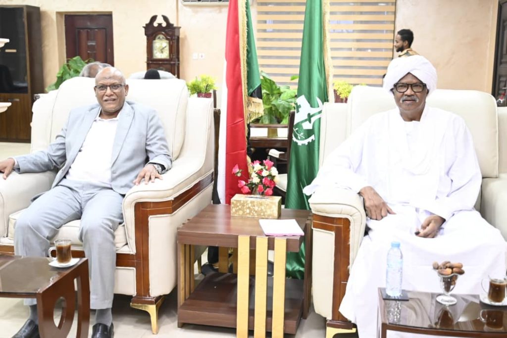 حكومة القضارف تؤكد دعمها لبرامج الصندوق القومي لرعاية الطلاب