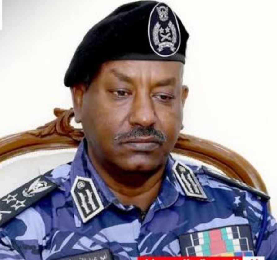 الشرطة في عيدها