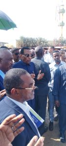 رئيس الوزراء يدشن اكبر نفرة لديوان الزكاة