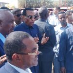 رئيس الوزراء يدشن اكبر نفرة لديوان الزكاة