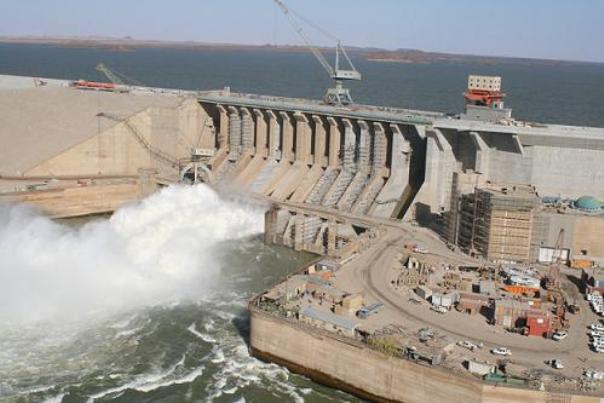 الجيش يعلن التصدي لهجوم جوي استهدف منشآت عسكرية ومدنية شمالي السودان