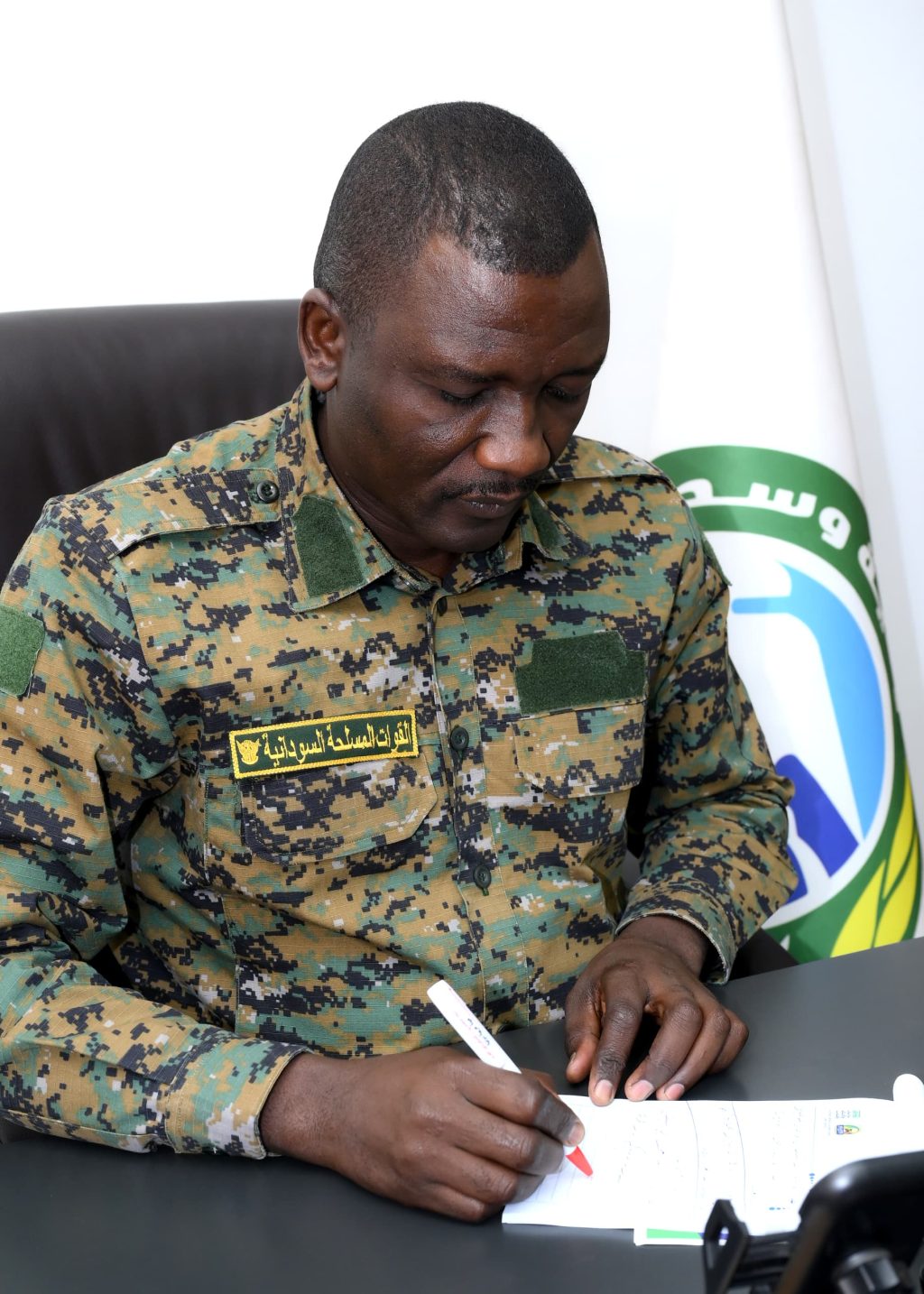 القائد مصطفى تمبور : المعركة في دارفور ستكون قصيرة جدا