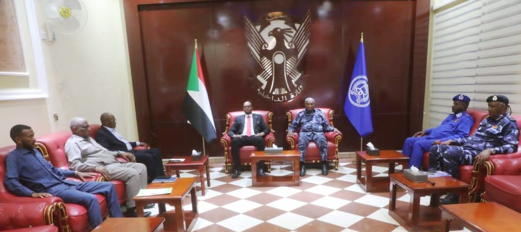 وزيرا التربية والداخلية يؤكدان قيام امتحانات الشهادة الثانوية في موعدها