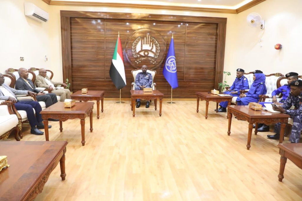 مدير عام الشرطة يوكد دعم تأمين شرطة الجامعات بالتعاون مع الصندوق