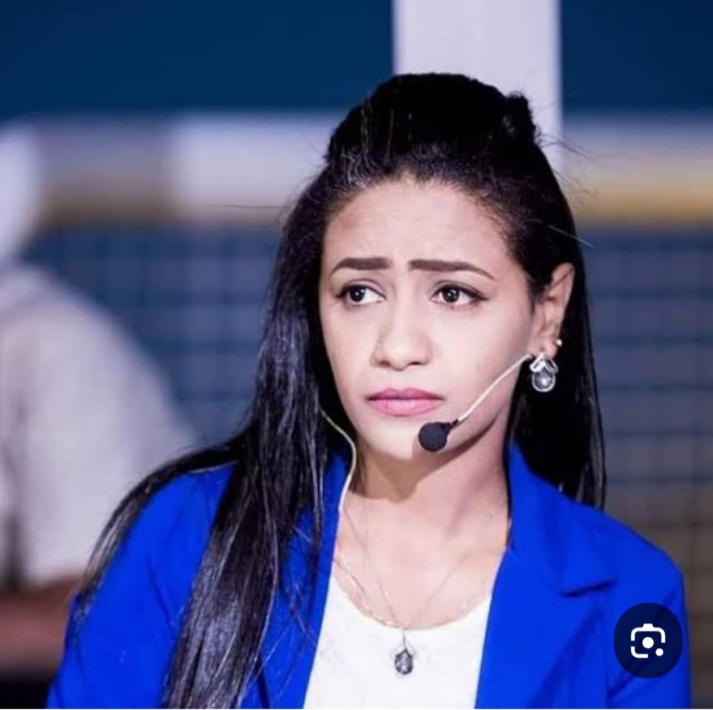 ظهور لافت للفنانة منى مجدي في برنامج اغاني واغاني