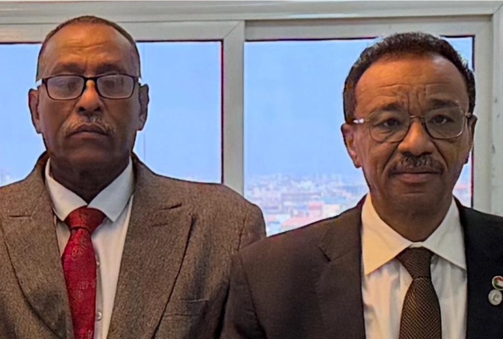 وزير التعليم العالي والبحث يتسلم تقرير مجموعة عمل التعليم العالي والبحث العلمي