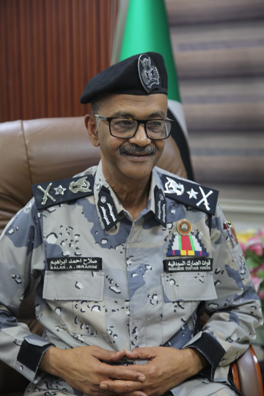 مدير الجمارك يقف على ضبط نصف مليون حبة مخدرة بولاية الجزير