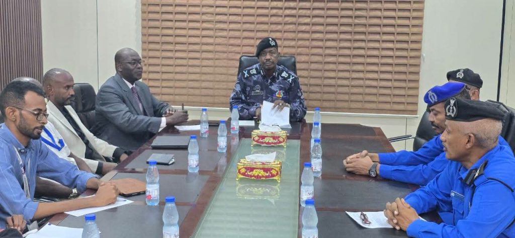 المدير العام للشركة السودانية للخدمات البريدية المحدودة (سودابوست ) يبحث مع رئيس هيئة الجوازات والسجل المدني أفاق التعاون المشترك